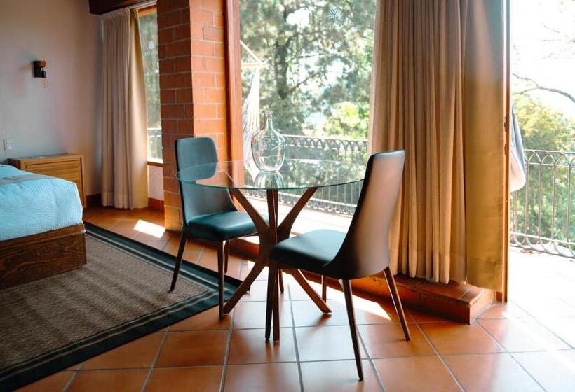 豪华套房, Botaniq Hotel Boutique