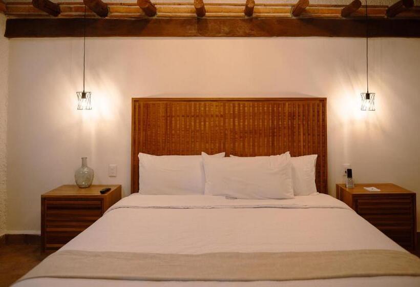 标准工作室, Botaniq Hotel Boutique