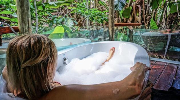 Standard room with outdoor bath, Mantis And Moon Surf Paradise & Adventure Lodge