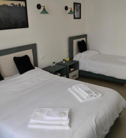 اتاق سوپریور, Dion Guest House