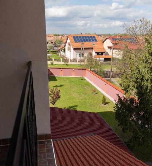 Номер Стандарт, Farkas Villa