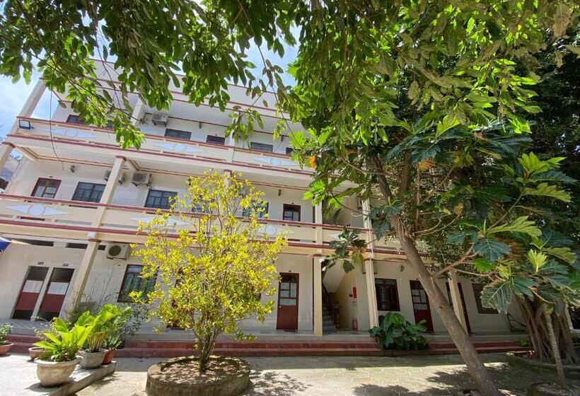 اتاق استاندارد چهارنفره با چشمانداز باغ, Hoa Biển Guest House