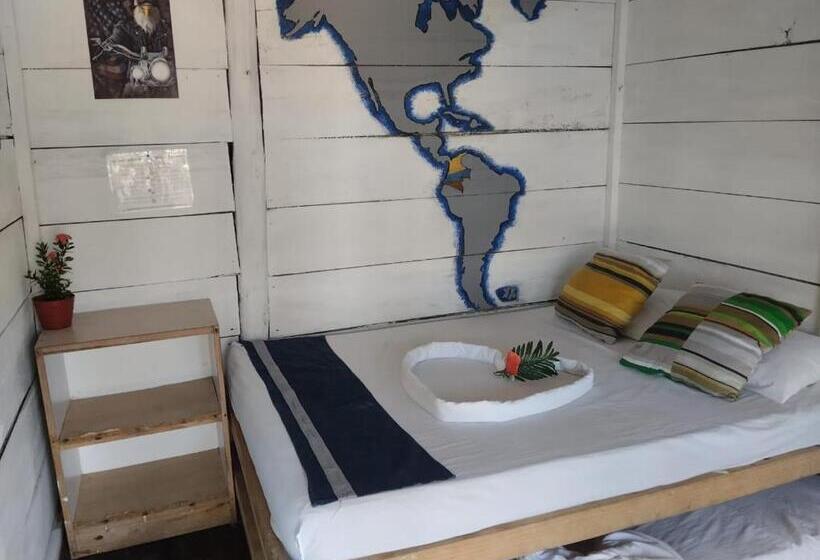 オーシャンビュースタンダードルーム, Hostel Ichtus