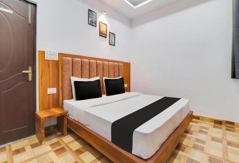 غرفة كلاسيكية ثلاثية, Collection O Hotel Jaisons