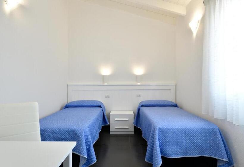 דירת חדר סופריור, Sa Omu Bianca 2