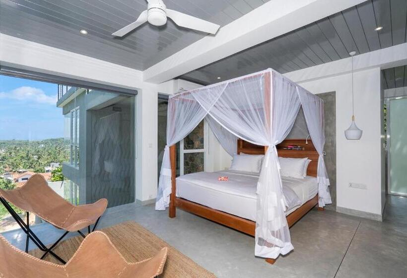 디럭스 룸, The Nine Mirissa