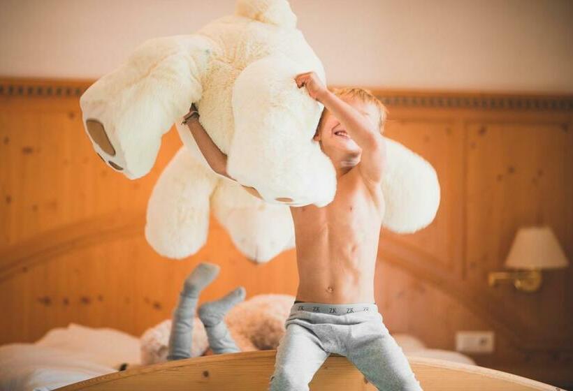 标准间, Adlernest