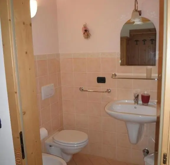 スタンダード4人部屋, B&b Al Ghiro