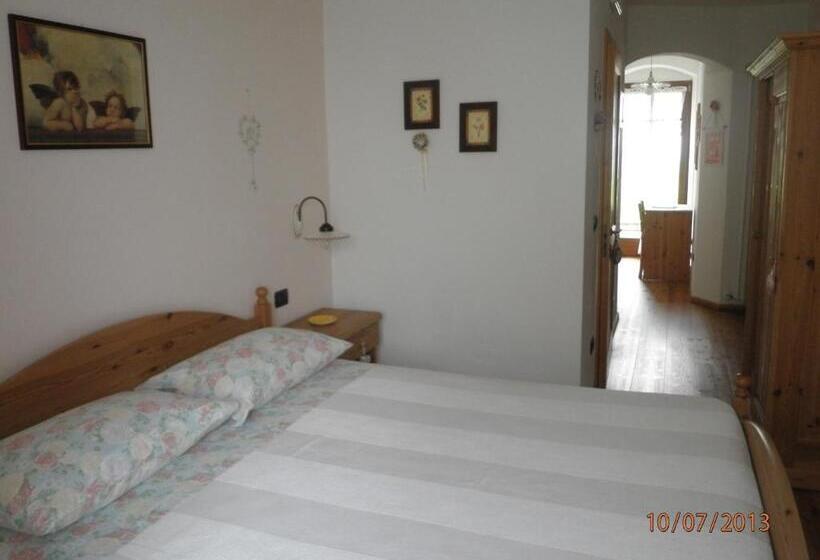 غرفة قياسية رباعية, B&b Al Ghiro