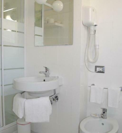 スタンダード４人部屋, Affittacamere Stazione Valmontone