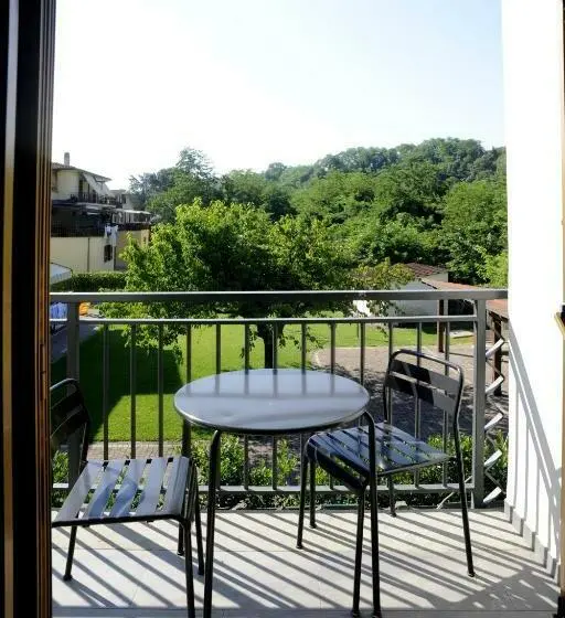 Standard-studio, Affittacamere Stazione Valmontone