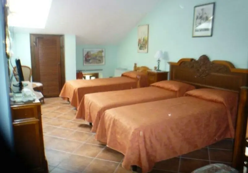 اتاق استاندارد سه نفره, Casa Tavasso