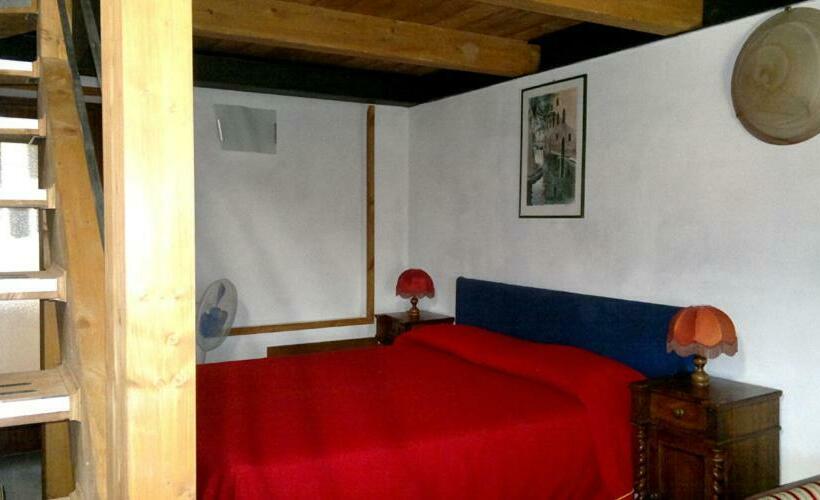 اتاق استاندارد چهار تخته, Casa Tavasso