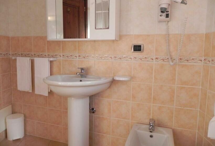 스탠다드 룸, Le Vieux Rascard Chambres D Hotes