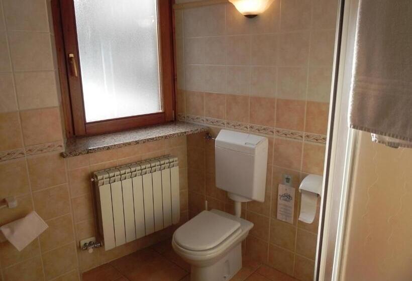 4인용 스탠다드 룸, Le Vieux Rascard Chambres D Hotes