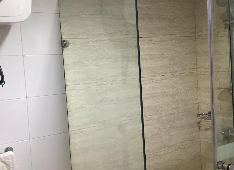 اتاق استاندارد با تخت بزرگ, Adis Hotels Ibadan
