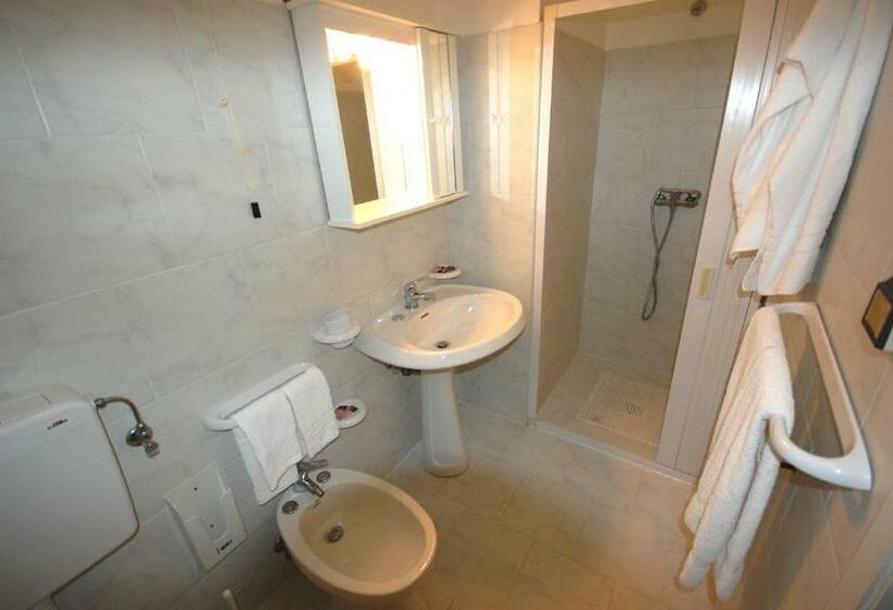 חדר סטנדרט, Albergo Del Santuario