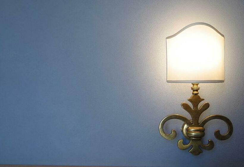 اتاق سوپریور, Albergo Morandi