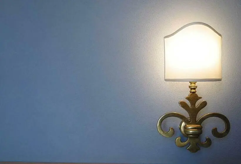 اتاق سوپریور, Albergo Morandi