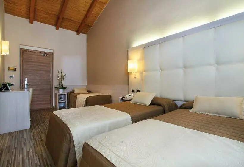 Standard Kolmen Hengen Huone, Antica Locanda Del Villoresi