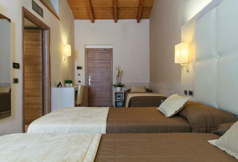 스탠다드 트리플 룸, Antica Locanda Del Villoresi