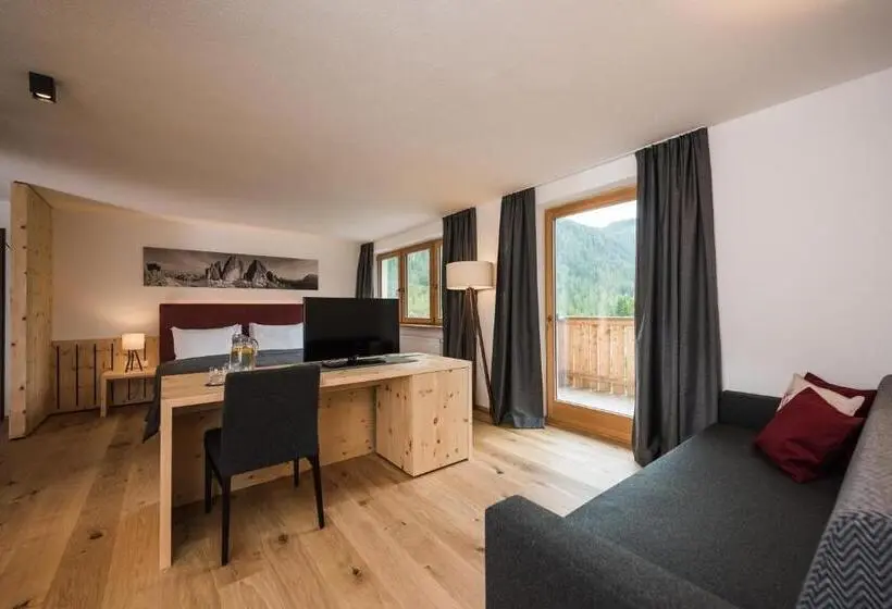 ファミリーステューディオ, Dolomitenhof & Chalet Alte Post