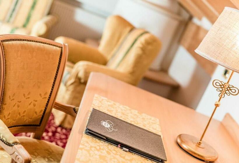 景色の見えるジュニアスイート, Dorfer Alpine&charming