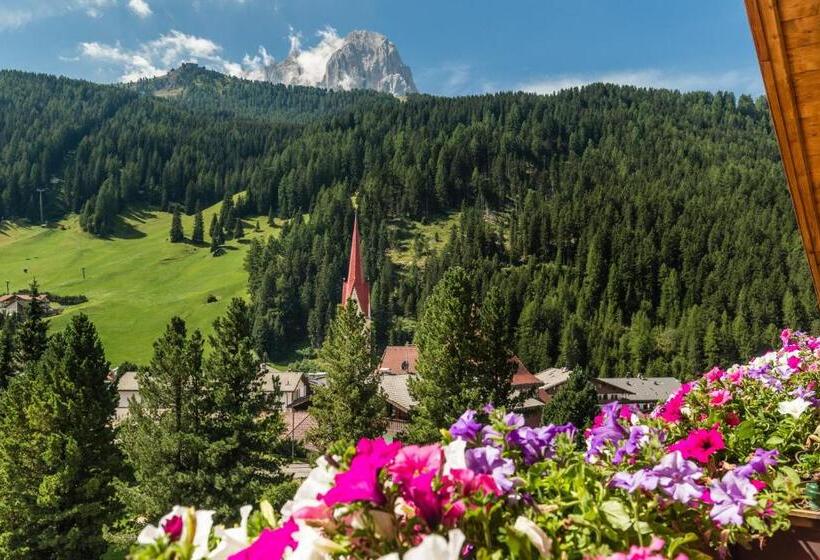 デラックスジュニアスイート, Dorfer Alpine&charming