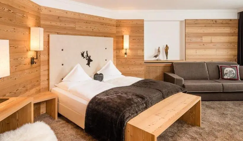Deluxe-huone Parveke, Dorfer Alpine&charming