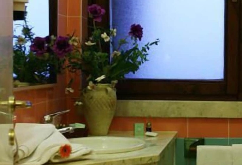 غرفة قياسية, I Ginepri