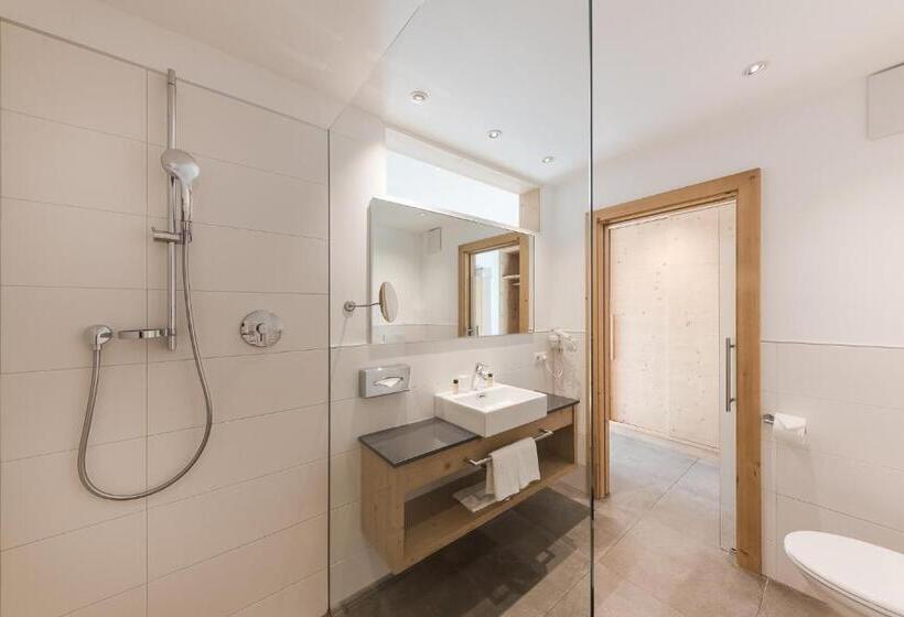 디럭스 룸, Kiendl