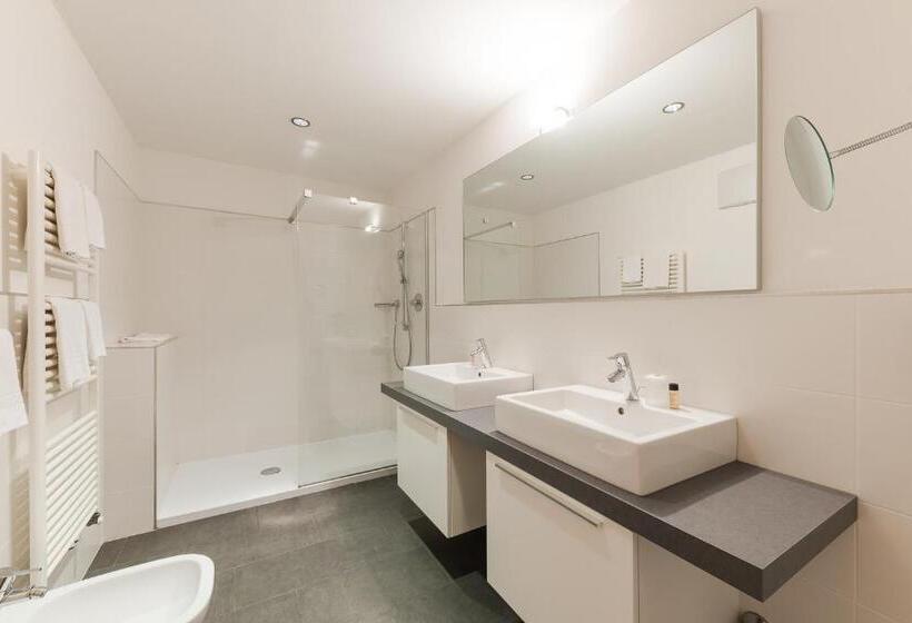 스탠다드 룸, Kiendl