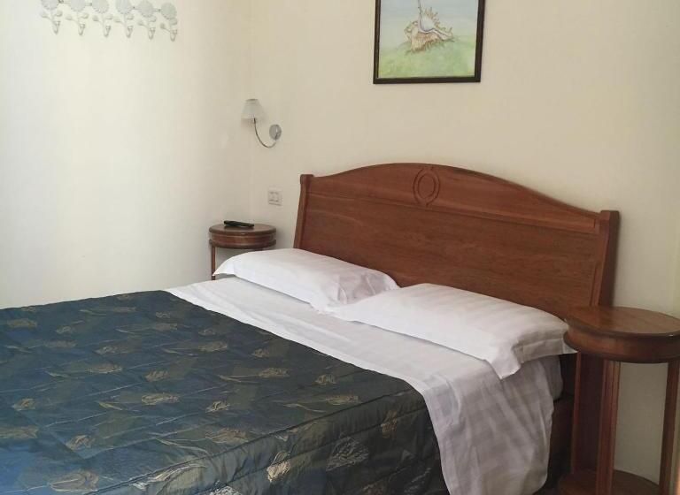 标准间, La Conchiglia