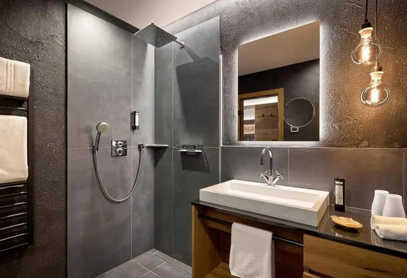Standard-huone, La Majun