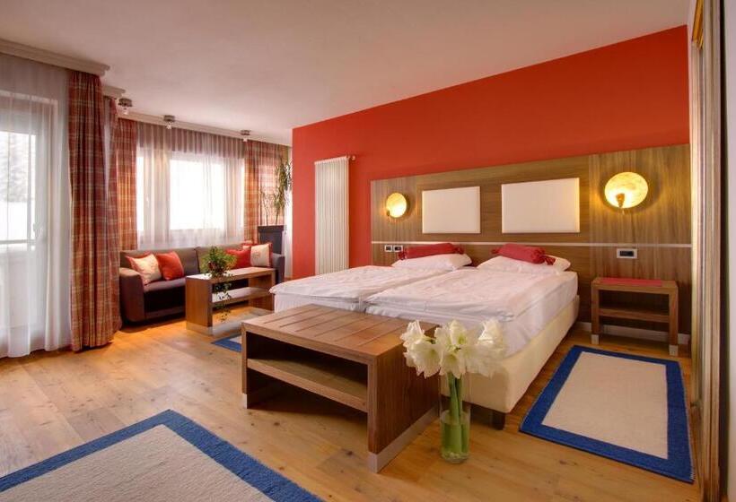 סוויטת ג'וניור, La Majun