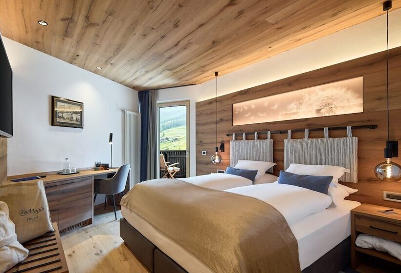 חדר סטנדרט, La Majun