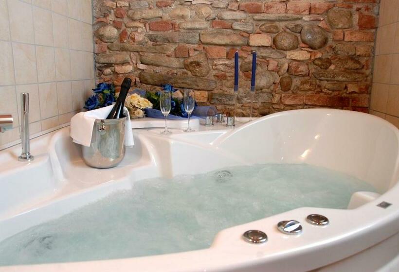 バスタブ付きスーペリアールーム, Le Botti