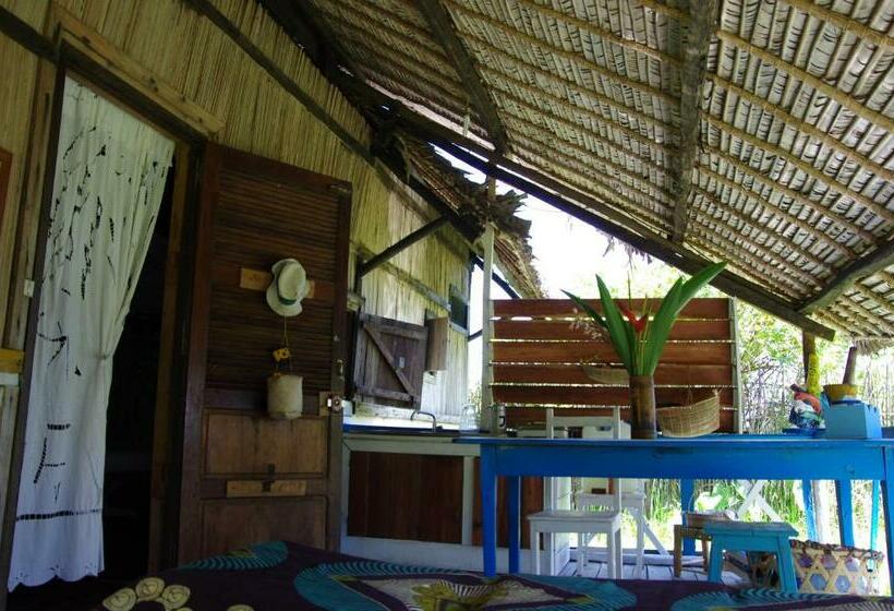 بانگلوی استاندارد, Le Lagon