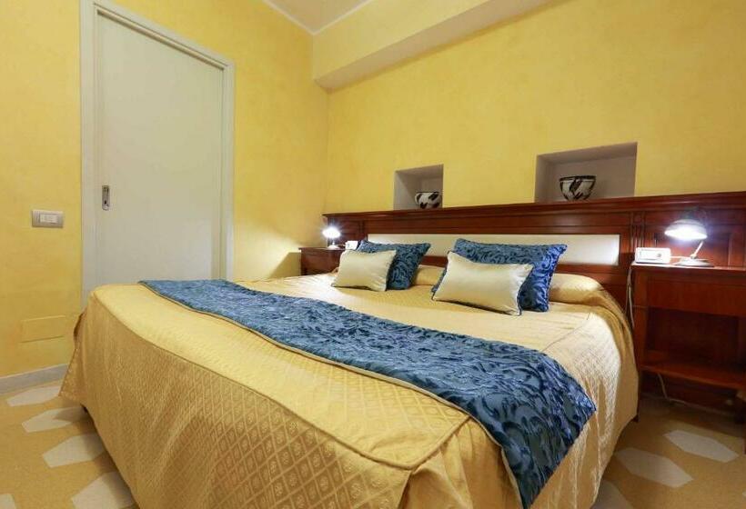 Номер Стандарт, Locanda Il Maestrale