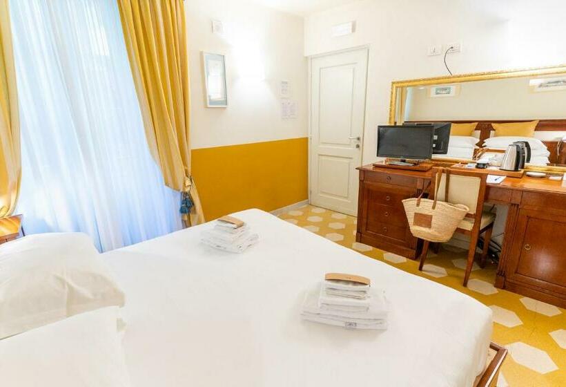 Номер Стандарт, Locanda Il Maestrale