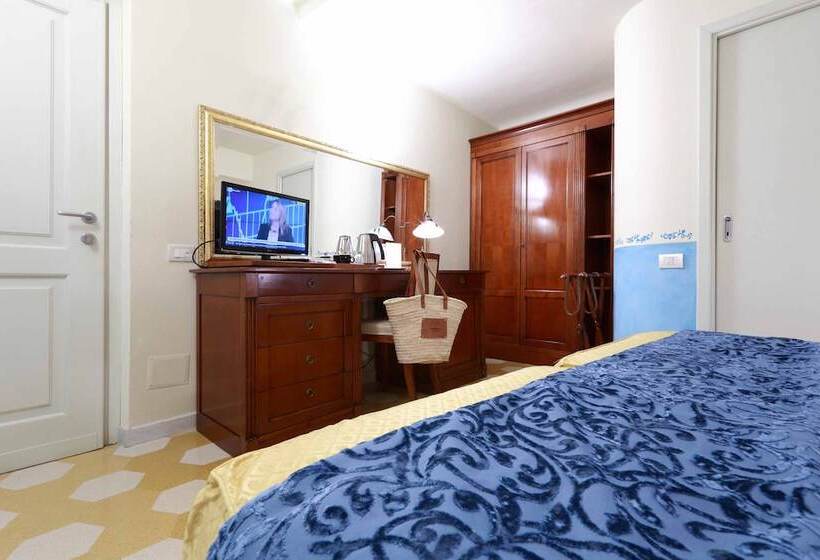 Номер Стандарт, Locanda Il Maestrale