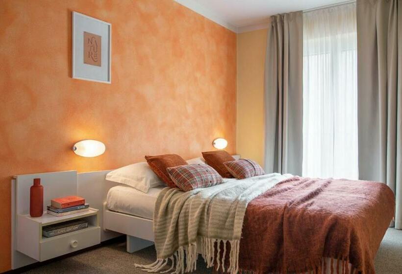 غرفة قياسية مزوَّدة بشُرفة, Meublè La Betulla