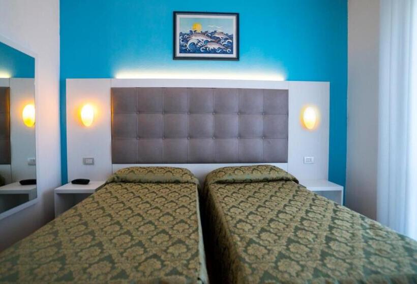 غرفة قياسية إطلالة جانبية علي البحر, Oceano