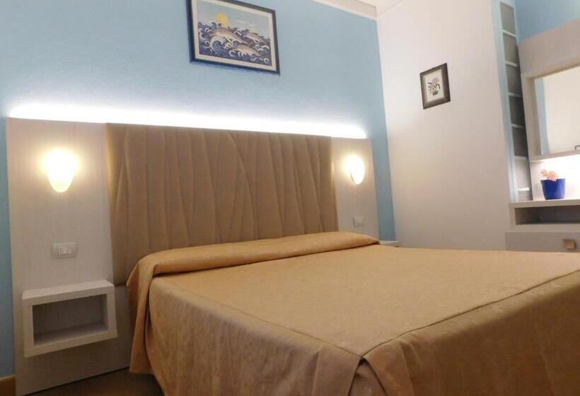 غرفة قياسية إطلالة جانبية علي البحر, Oceano