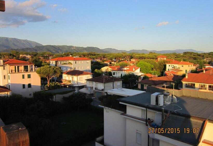 غرفة قياسية مطلّة علي البحر, Oceano