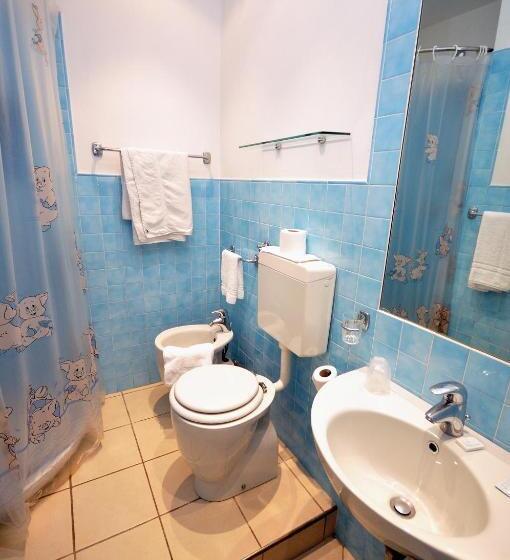 غرفة قياسية رباعية, Oceano