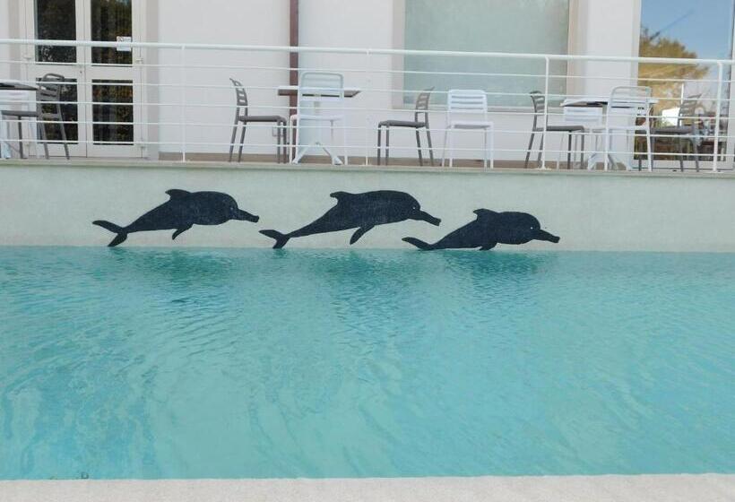 غرفة قياسية ثلاثية, Oceano