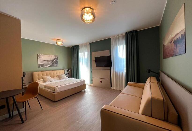 수피리어 트리플 룸, Puccini