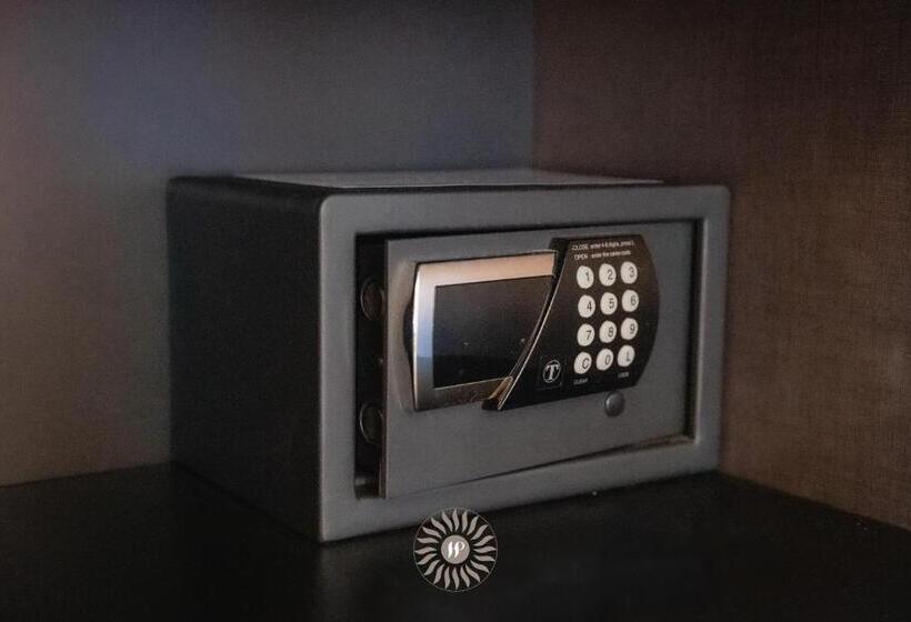 수피리어 트리플 룸, Puccini