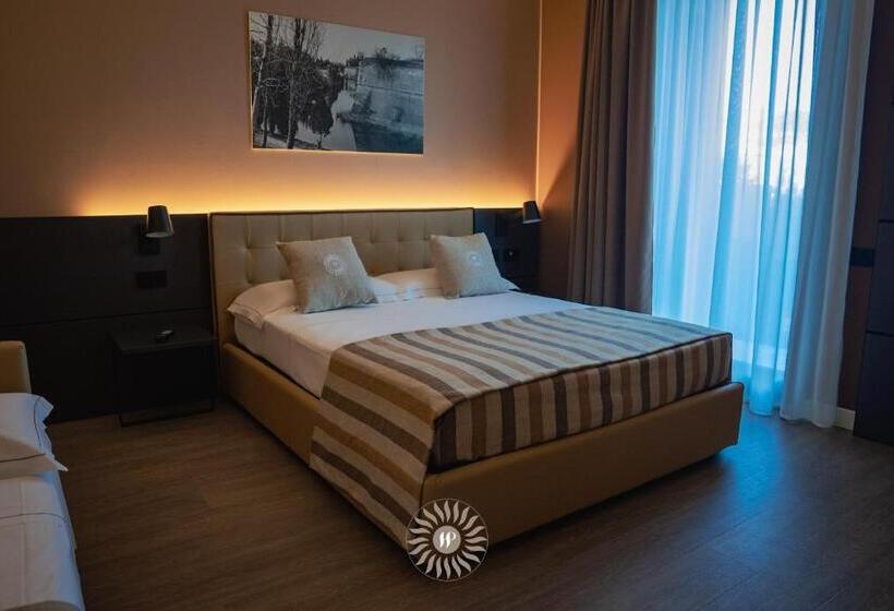 디럭스 트리플 룸, Puccini